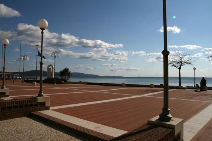 Albergo Golfo Follonica Exterior foto